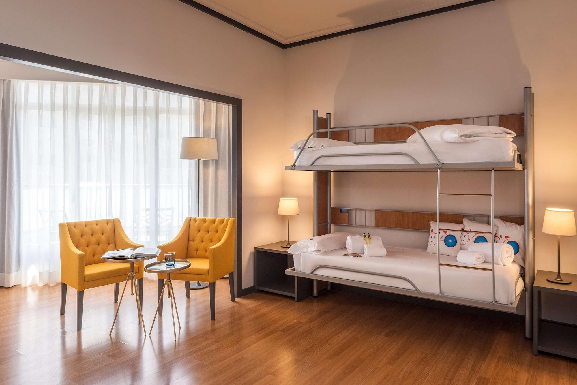 Hotel Madrid Plaza De Espana, Affiliated By Melia Εξωτερικό φωτογραφία