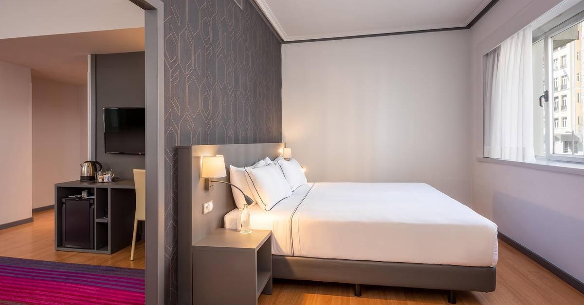 Hotel Madrid Plaza De Espana, Affiliated By Melia Εξωτερικό φωτογραφία
