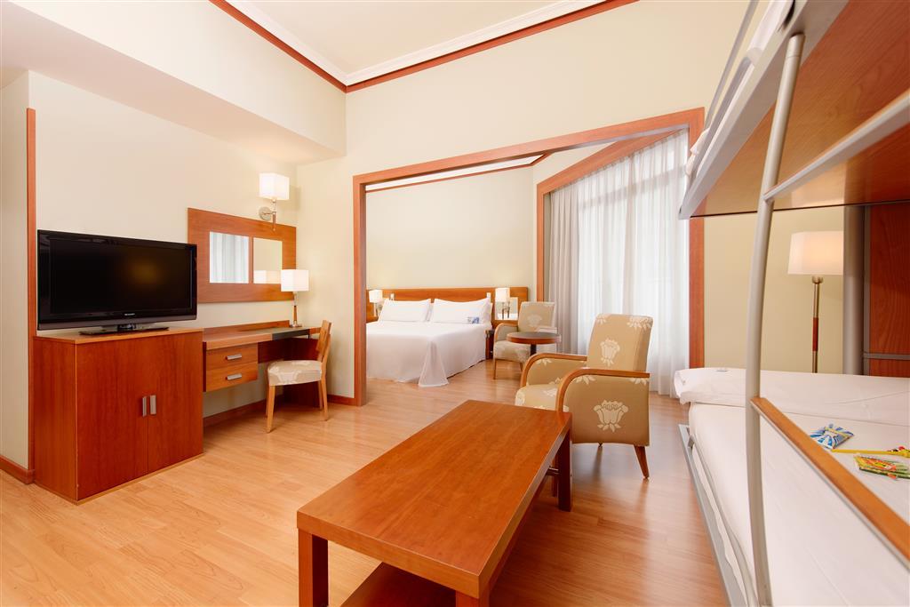 Hotel Madrid Plaza De Espana, Affiliated By Melia Εξωτερικό φωτογραφία